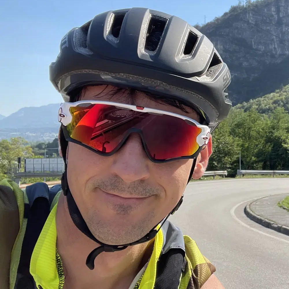 Faccia di Giacomo di veneto by bike